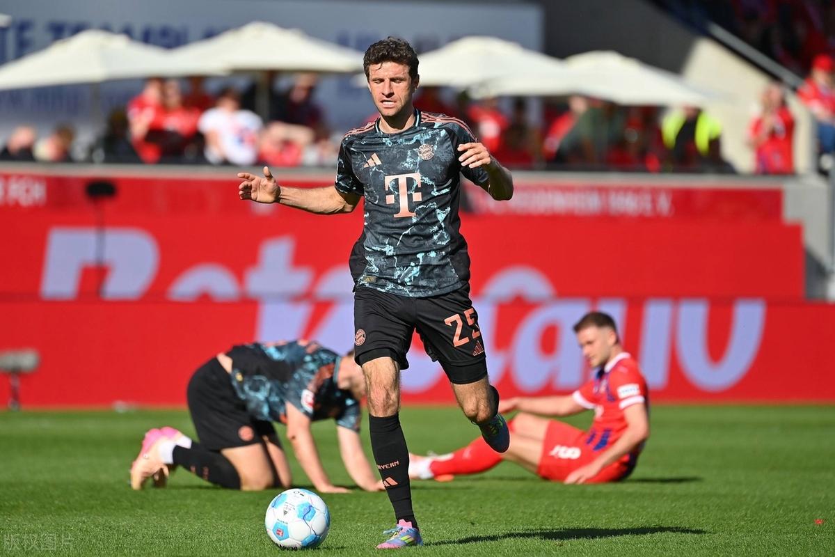 关于德国杯集结日再迎强敌，拜仁慕尼黑造点机会，主帅态度——信心回归，心理建设被强调的信息