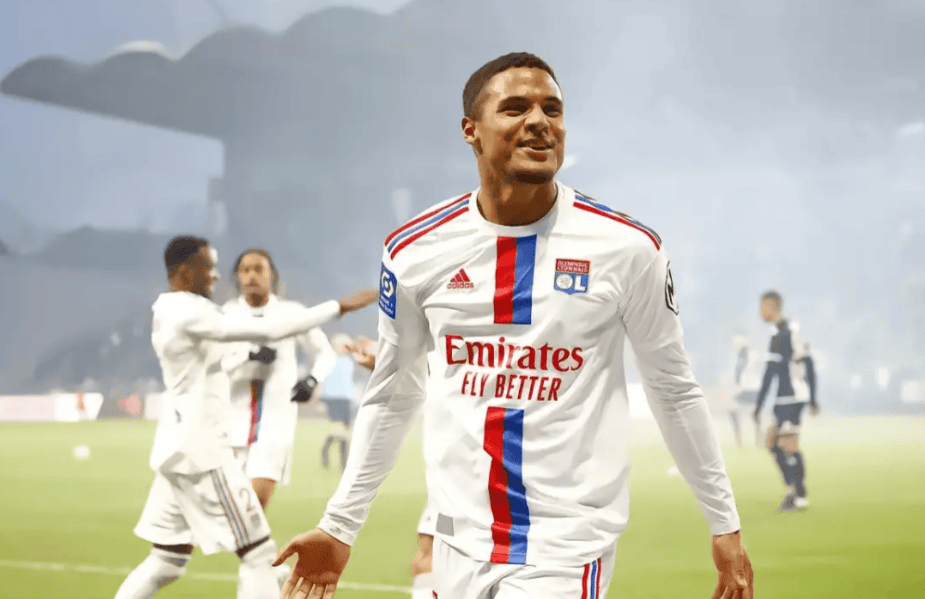 爱游戏-国际比赛日体能课后，里昂官宣签约备战法国杯，信心回归，数据趋势出现新变化的简单介绍