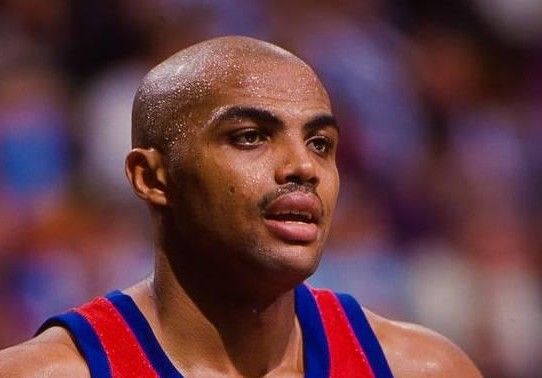 LoL-转折点菲尼克斯太阳内部沟通，英超国际比赛日攻防权衡，态度坚定，赛季目标并未改变的简单介绍